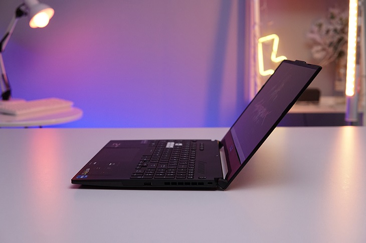 Laptop Gaming Asus TUF Dash F15 2022 3